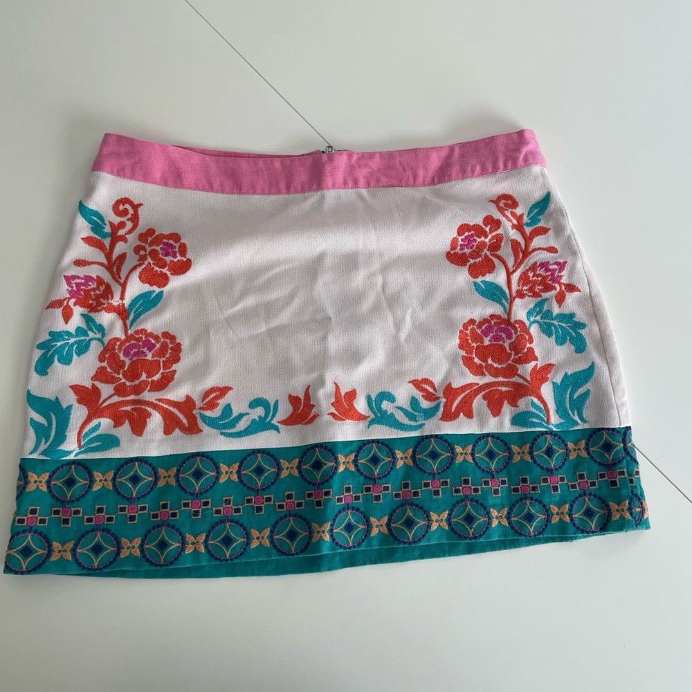 Champagne and Strawberry Embroidered Mini Skirt - Size Medium